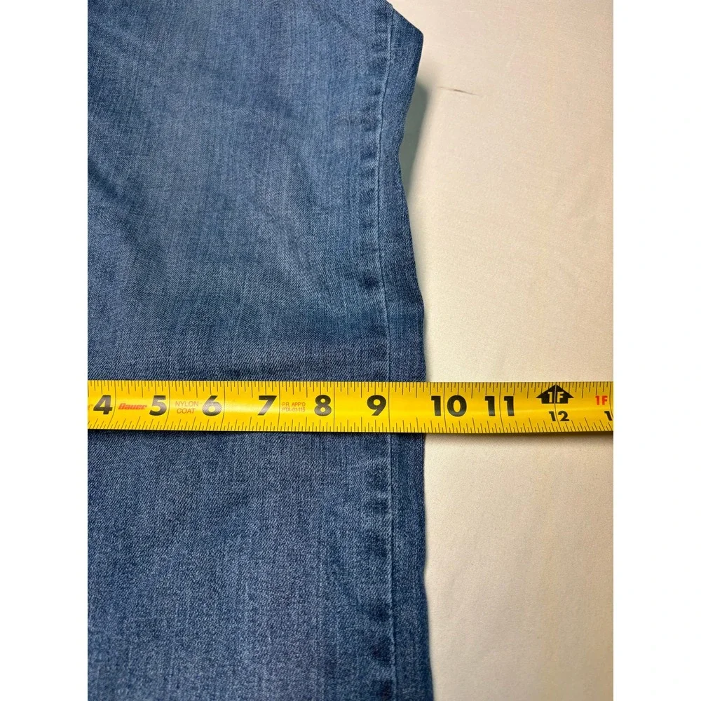NWT Levis 559 Relaxed Straight Stretch Jeans Mens 40x32 Medium Wash Blue